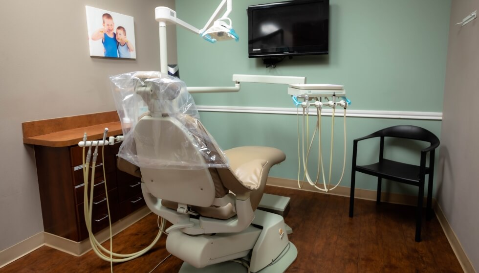 Dental treatment room